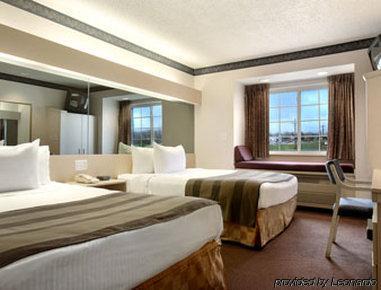 Hotel Microtel & By Wyndham 2*